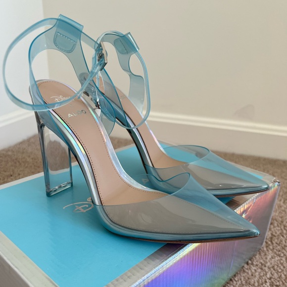 Aldo Limited Edition Disney’s Cinderella “Glass Slipper” Heels Size 7. - Picture 3 of 8